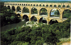 Pont du Gard aqueduct
